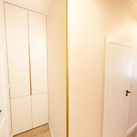 Euro Ogarna Apartment *